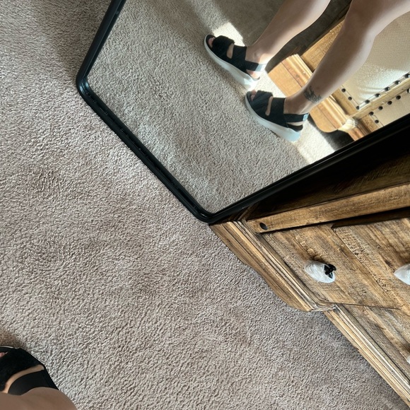 Ugg platform Black and white Sandals - Picture 12 of 12